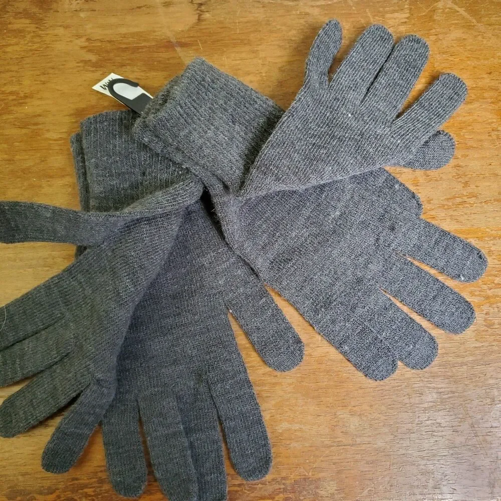 H&M Gloves 2 Pairs Knit Adult One Size Solid Gray Unlined w Tags Stretch Washes